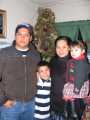 Cisneros Christmas 2004 006